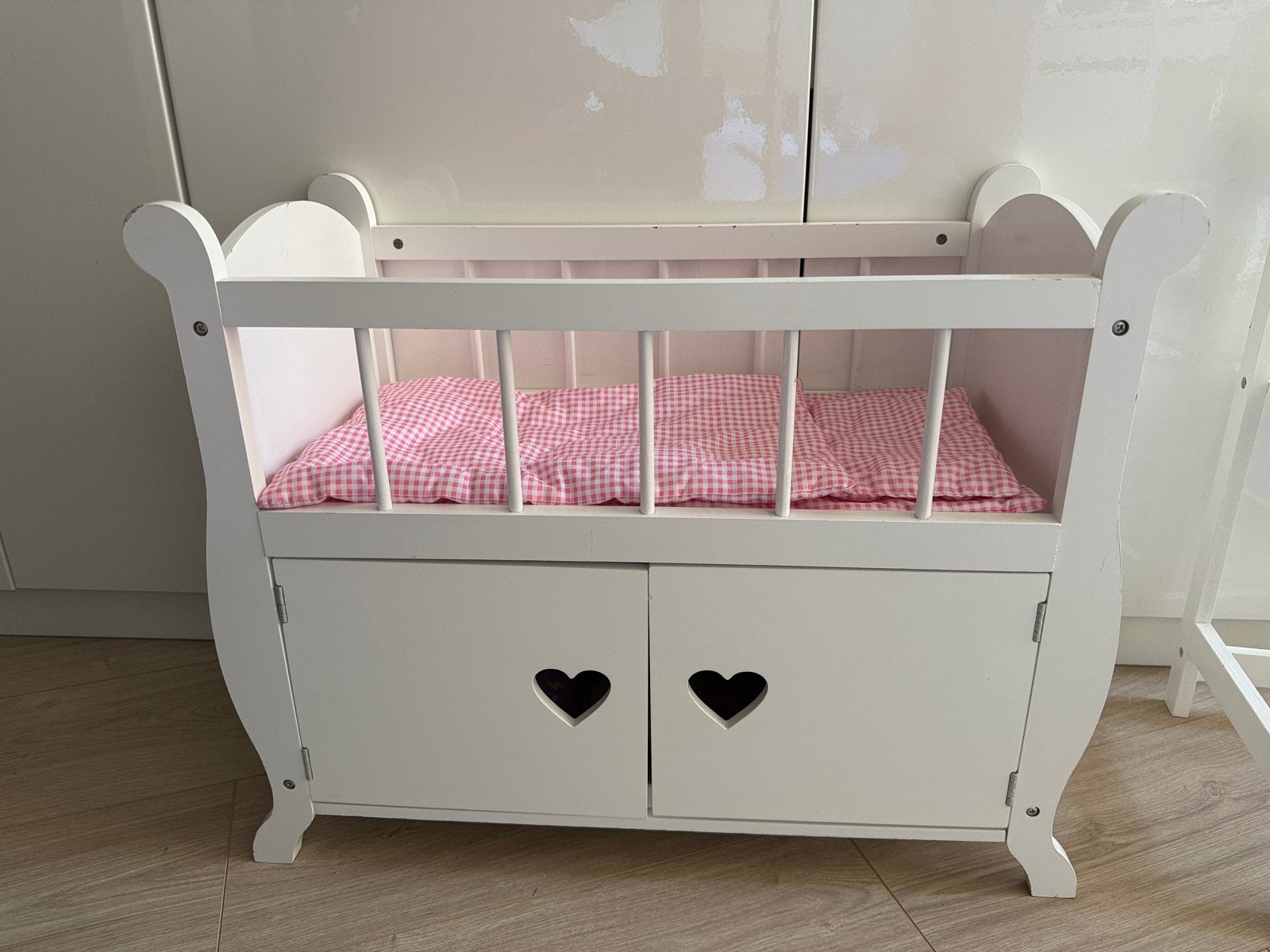 Poppenbed, Ophalen, Zo goed als nieuw
