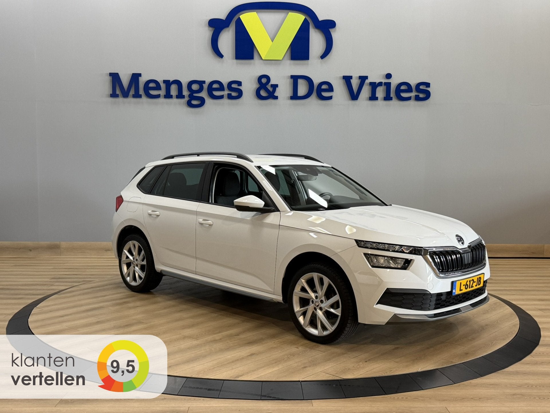 Skoda Kamiq 1.5 TSI ACT Sport Business Airco ECC | Trekhaak, Auto's, 12 maanden, Stof, 4 cilinders, Automatische klimaatregeling