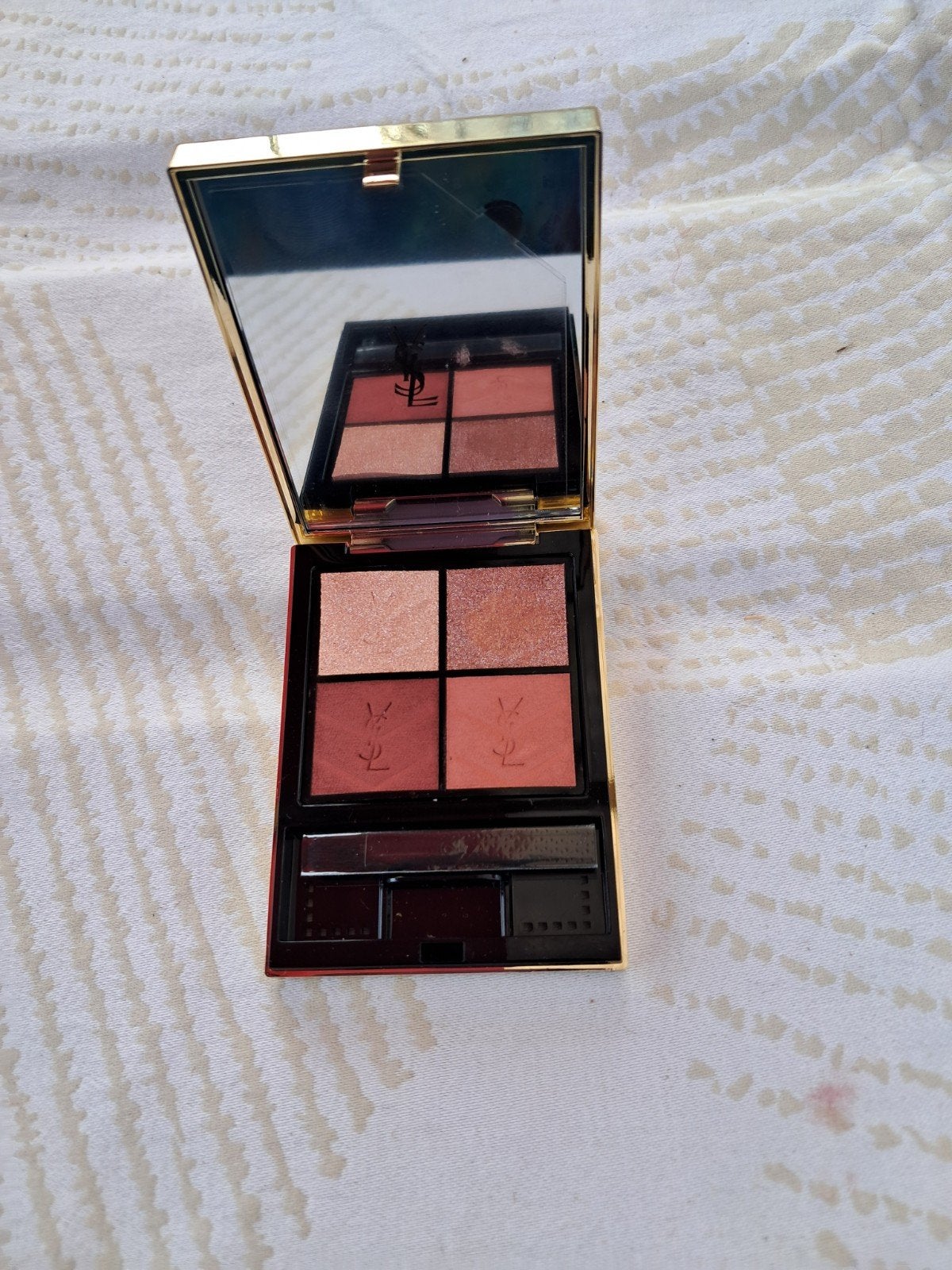 Make up Yves Saint Laurent, Ophalen of Verzenden, Zwart, Gehele gezicht