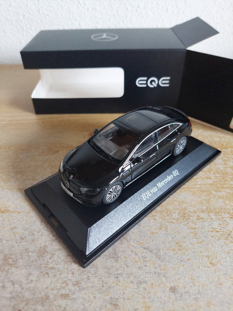 1/43 - M Herpa - Mercedes Benz EQE Obsidian black, Ophalen of Verzenden, Nieuw, Auto, Overige merken