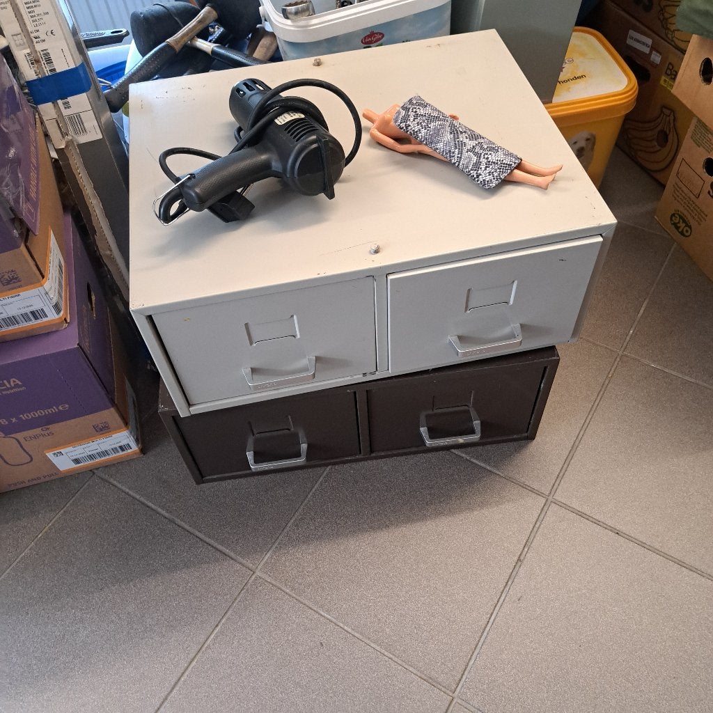 Kleine archiefkastjes ijzer, Ophalen, Gebruikt, 50 tot 100 cm, Metaal