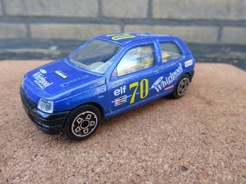 Burago Renault Clio NO 70 blauw Clio cup 1:43, Ophalen of Verzenden, Zo goed als nieuw, Auto, Overige merken