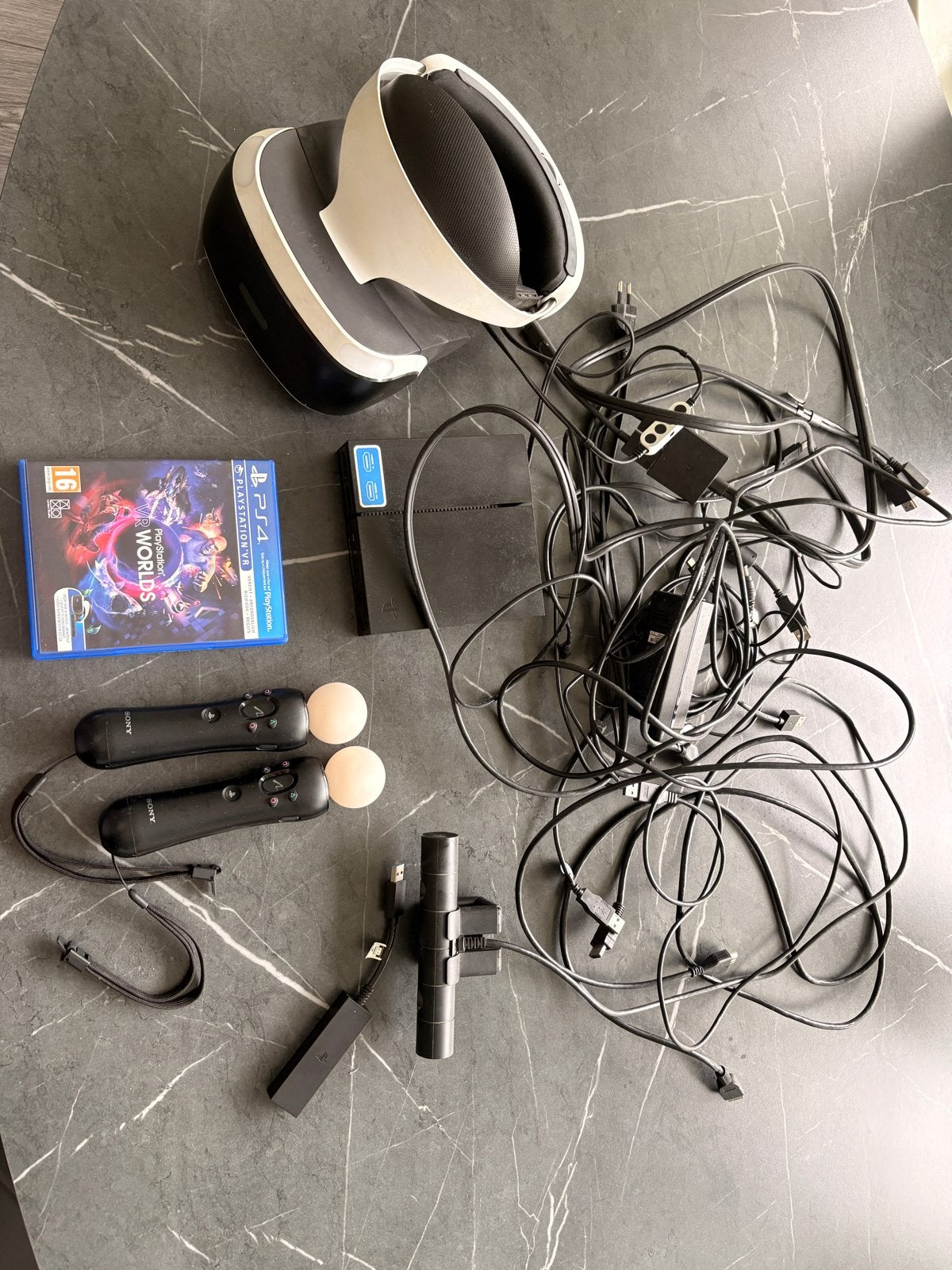 PlayStation VR-set met controllers en game, Ophalen of Verzenden, Gebruikt, Overige typen, PlayStation 4