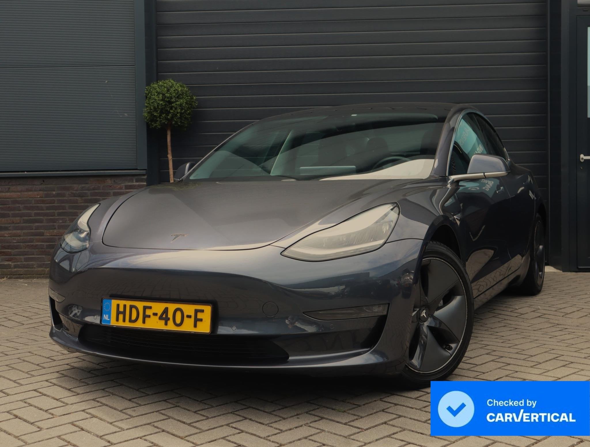 Tesla Model 3 Long Range AWD 75 kWh | Refurbished accu 09-26, Auto's, Automaat, Stof, Zwart, Electronic Stability Program (ESP)