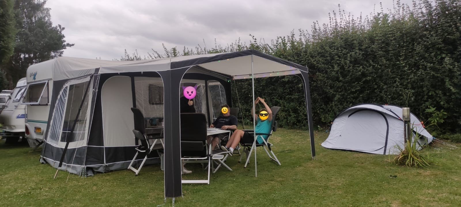 Dorema Palma voortentluifel antraciet maat 7 met alu frame, Caravans en Kamperen, Voortenten en Luifels, Ophalen, Zo goed als nieuw
