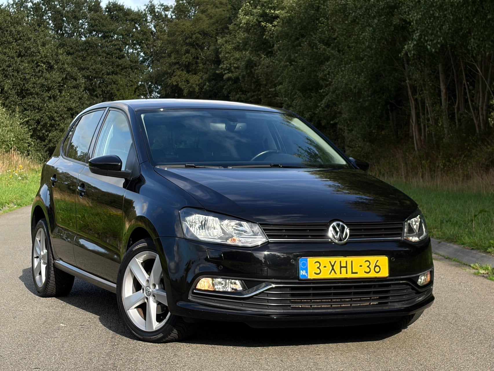 Volkswagen Polo 1.2 TSI DSG 2014 Zwart Trekhaak PDC Nwe Apk, Auto's, Stof, 40 €/maand, 4 cilinders, 1039 kg