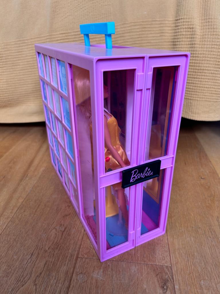 Barbie dream closet, Ophalen, Zo goed als nieuw, Toebehoren