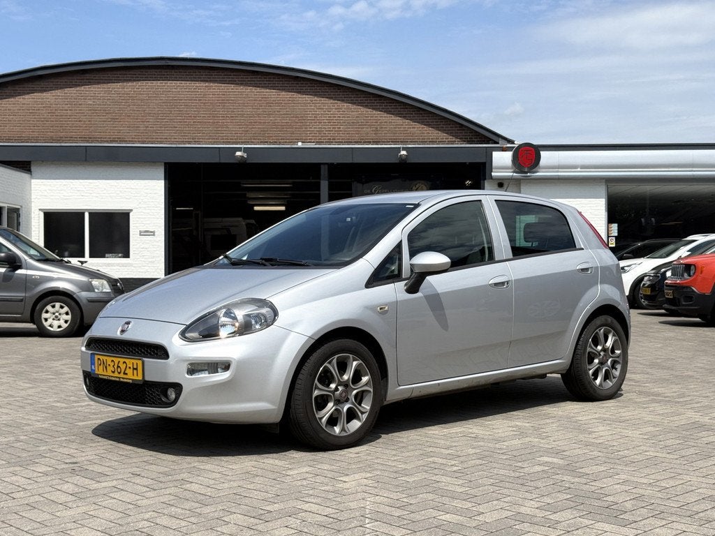 Fiat Punto Evo Sempre 0.9 TwA (bj 2017), Voorwielaandrijving, Gebruikt, 49 €/maand, Origineel Nederlands