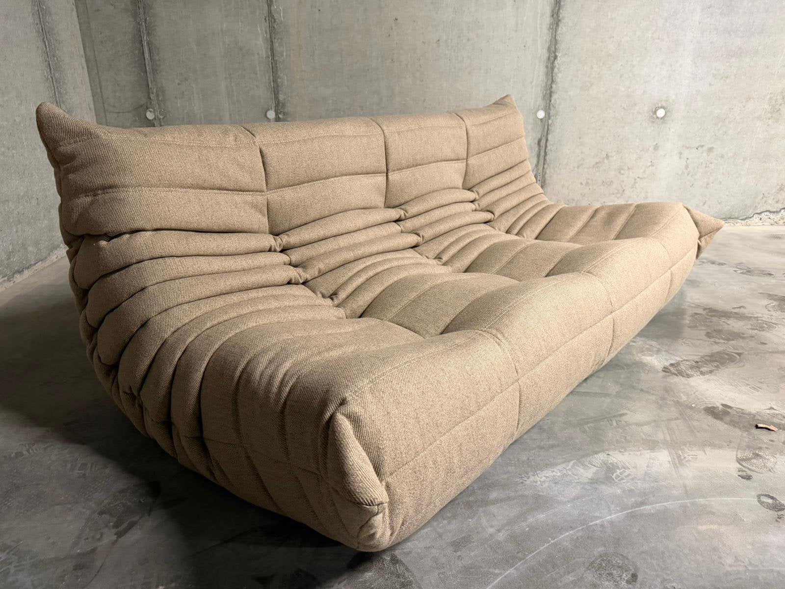 Togo 3-zits diagonaal gestreepte lichtbruine stof, Ophalen of Verzenden, Ligne roset togo