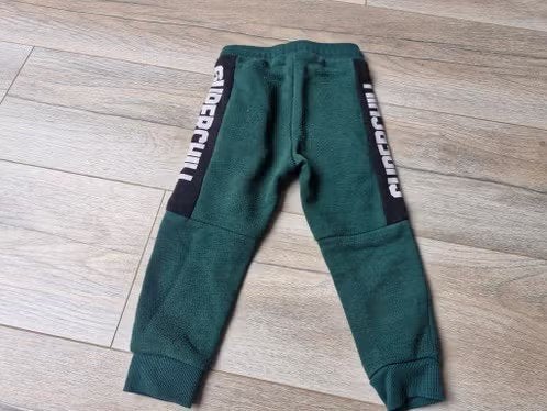 Donkergroene superchill joggingsbroek Maat 86 hh, Kinderen en Baby's, Gebruikt, Jongetje of Meisje, Onbekend, Ophalen of Verzenden