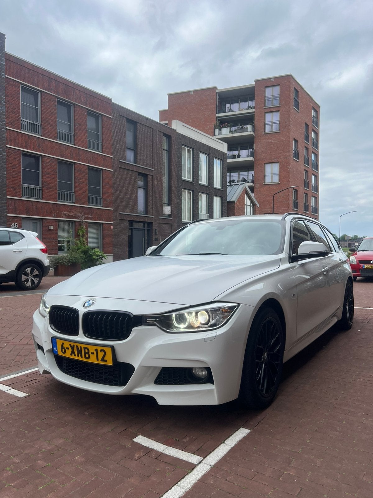 BMW 3-Serie 316i 136pk 2014 Wit, Auto's, BMW, Bedrijf, 3-Serie, Benzine, C, Stationwagon, Handgeschakeld, Origineel Nederlands