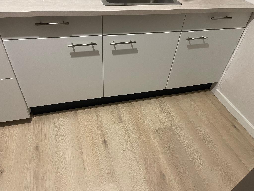Nieuwe bribus keuken met aluminium aanrechtblad, Ophalen, Wit, Overige typen, Nieuw