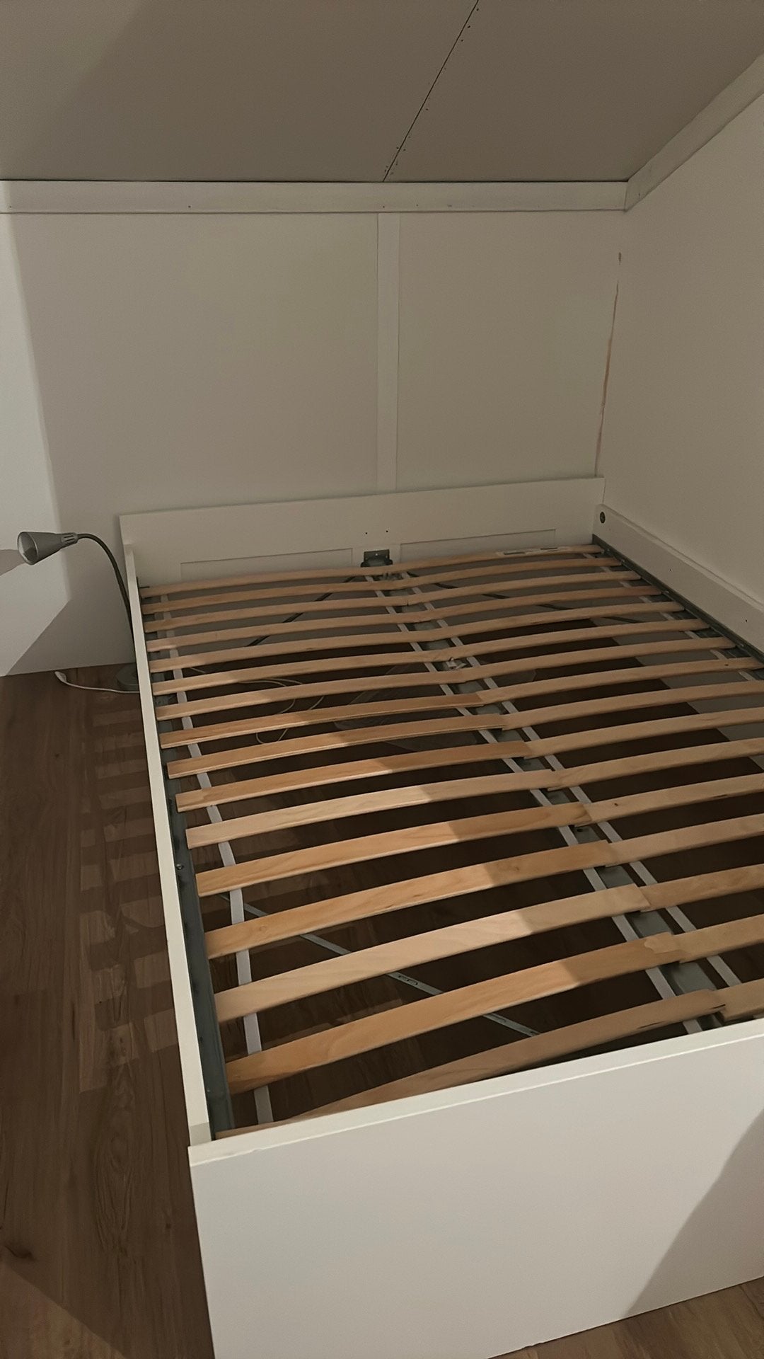 Gratis af te halen ikea bed, morgen ophalen, Ophalen, Eenpersoons, Wit, Zo goed als nieuw