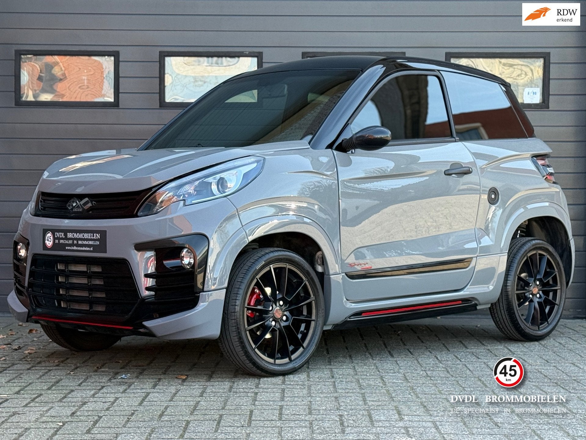 Ligier JS60 Sport Ultimate Brommobiel 2021 1eig 17dkm CARPLA, Gebruikt, DVDL Brommobielen, Staarten 32
5281PL  Boxtel, NL, Info@dvdlbrommobielen.nl