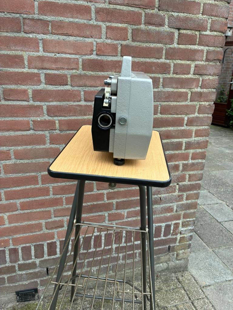 Filmprojector en toebehoren, Audio, Tv en Foto, Diaprojectors, Ophalen of Verzenden, Zo goed als nieuw