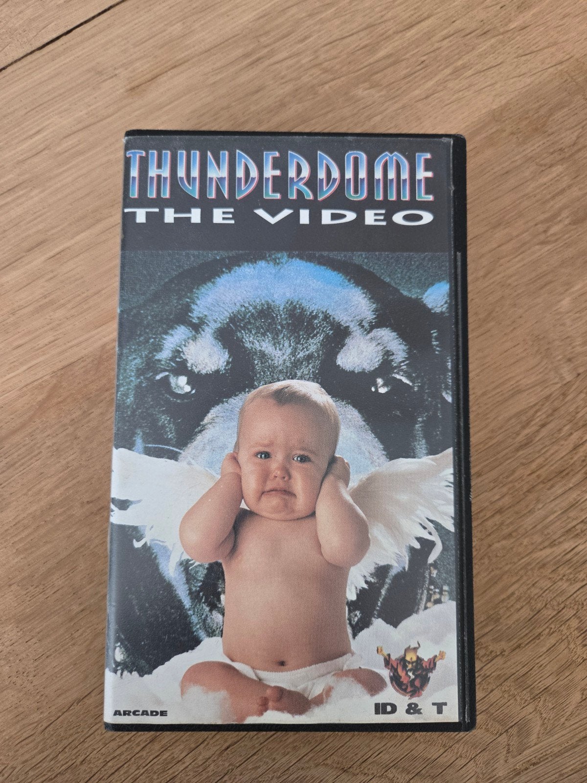Thunderdome The Video VHS - The Biggest Rave Ever, Vanaf 16 jaar, Ophalen of Verzenden, Gebruikt, Overige genres