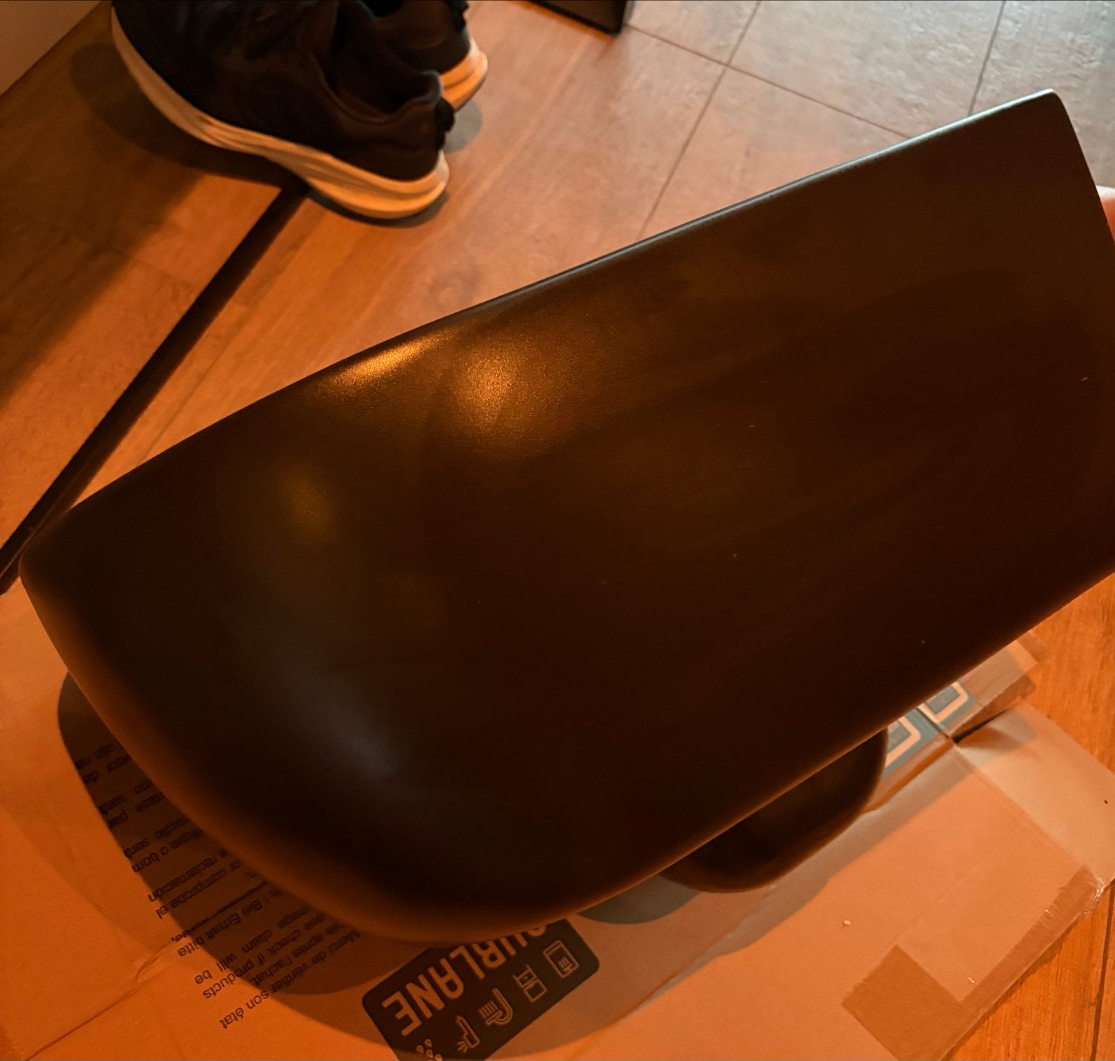 Zwart wandcloset toilet - Gebruikt 35 cm breed en 55 cm diep, Ophalen of Verzenden, Gebruikt, Toilet