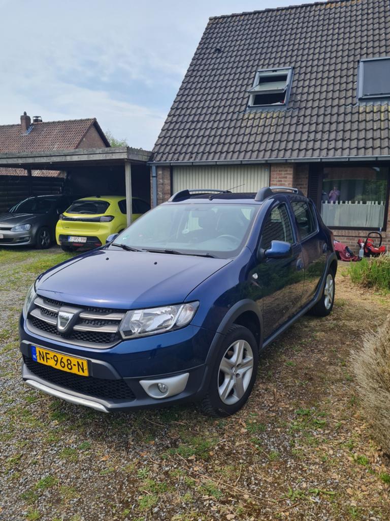 Dacia Sandero 0.9 Stepway 2016 LPG- airco - cruise- navi, Auto's, Dacia, Voorwielaandrijving, 898 cc, 1090 kg, 580 kg