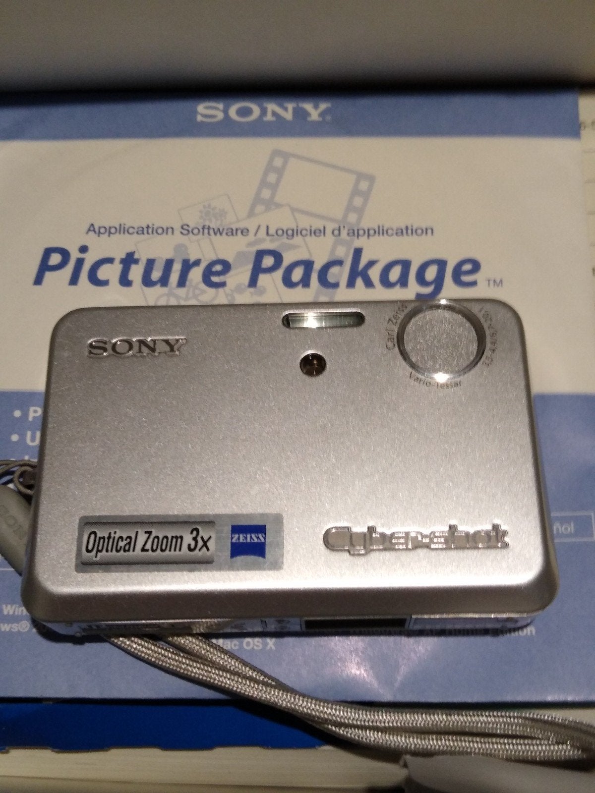 Sony cyber shot DSC T3, Ophalen, Zo goed als nieuw, Sony, 8 keer of meer