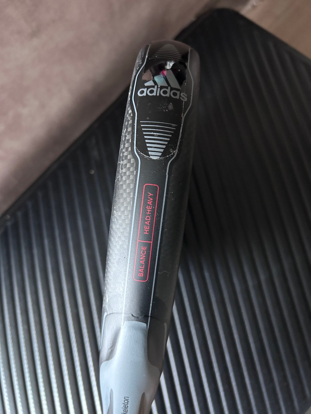 Adidas Essnova Carbon ATTK Padelracket - Head Heavy, Ophalen, Gebruikt, Padelracket