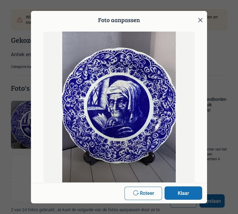 Boch Louviere groot bord Delftsblauw wasbord, lezende vrouw, Antiek en Kunst, Ophalen of Verzenden