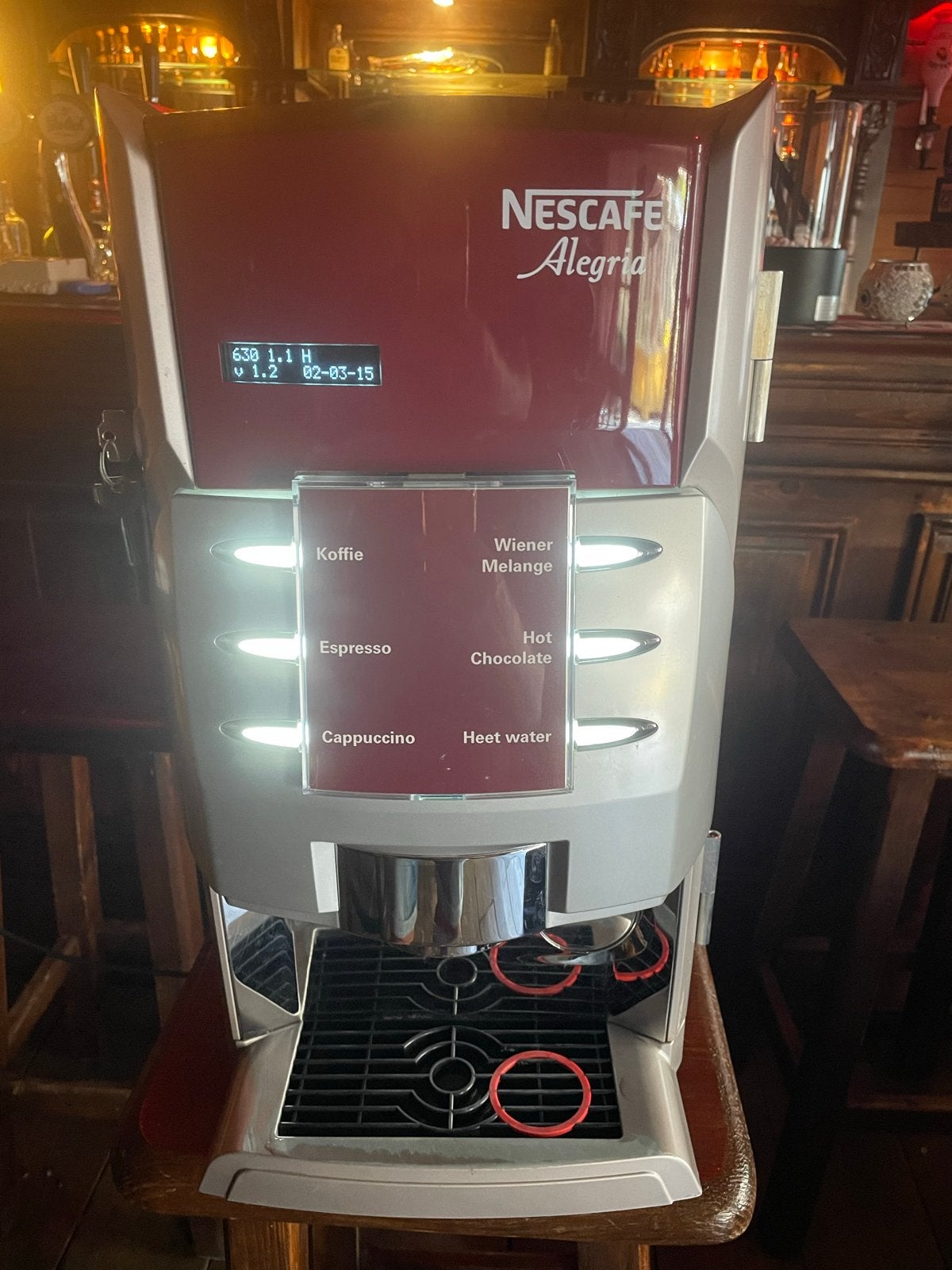 Nescafé Alegria Koffiemachine - Diverse Dranken, Ophalen, Afneembaar waterreservoir, Gebruikt, 10 kopjes of meer