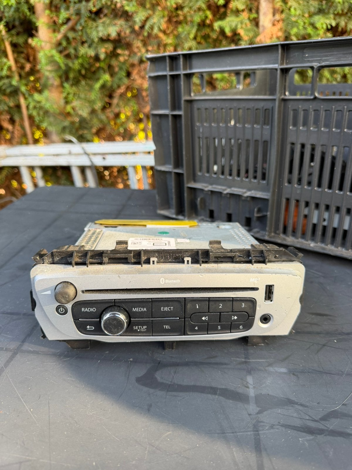 Renault radio met bluetooth, Ophalen, Zo goed als nieuw