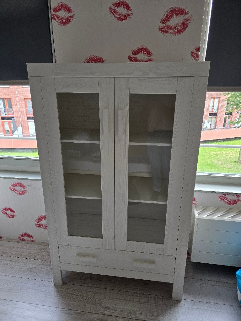 Tienerkamer wit bed - kledingkast -bureau en vitrinekast, Kinderen en Baby's, Ophalen, Gebruikt, Meisje