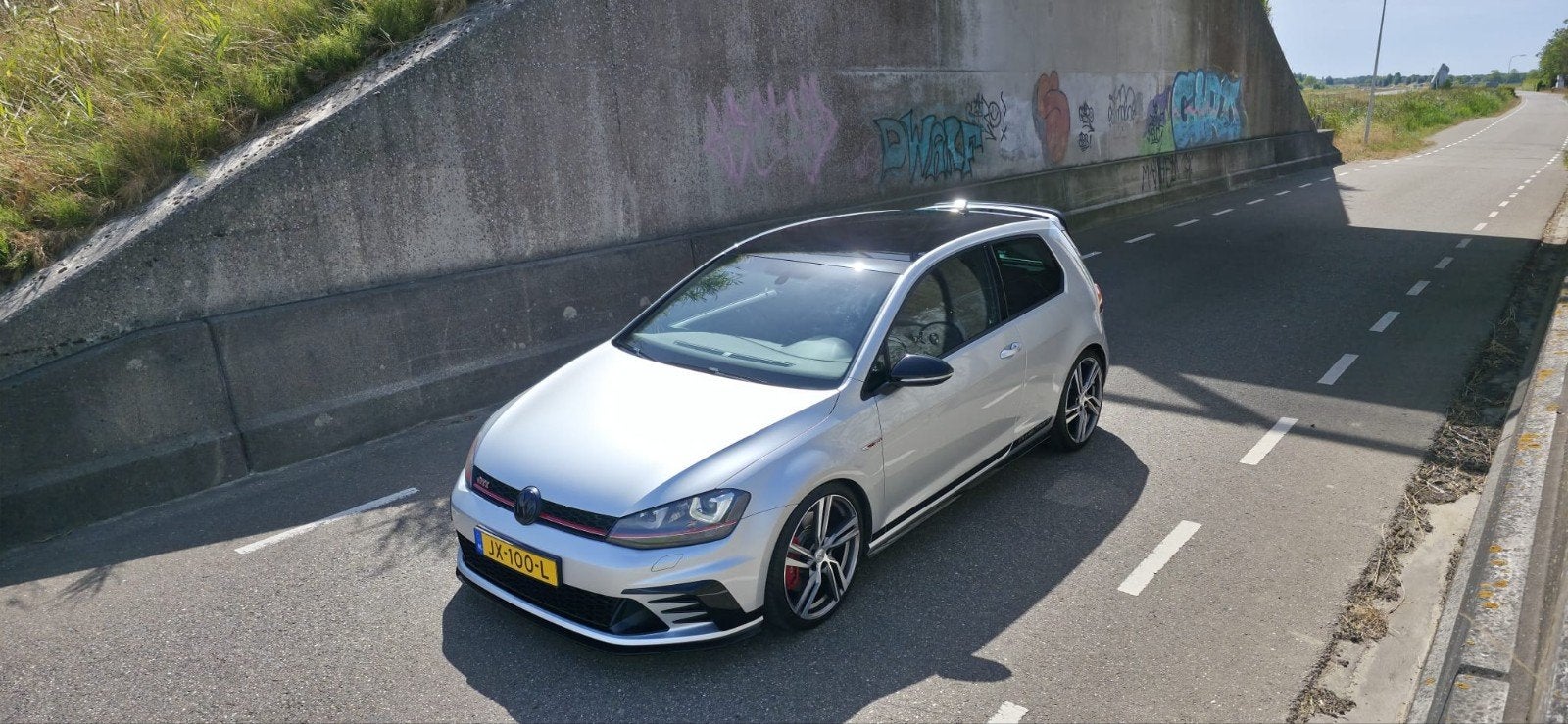 VW Golf 7 GTI Clubsport 40 jarige editie, Auto's, Volkswagen, 1295 kg, 4 cilinders, 1984 cc, Bluetooth