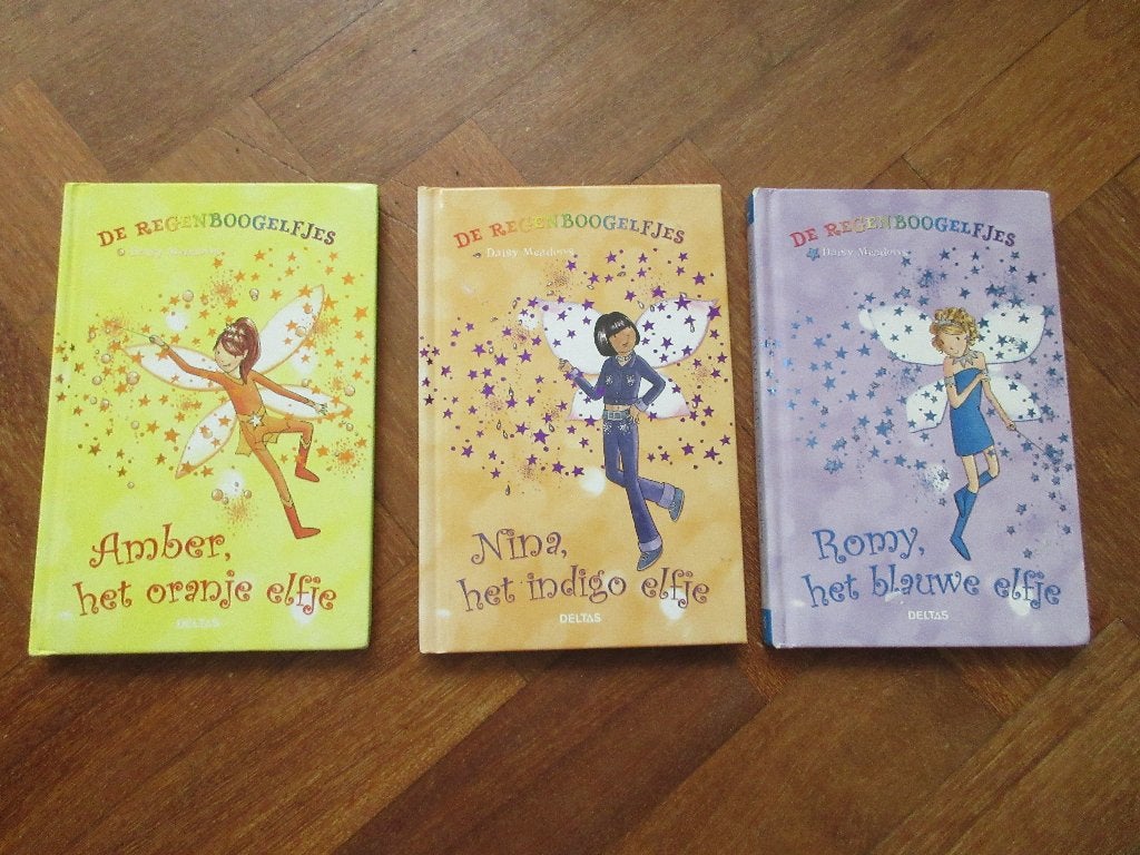 3 x boeken De regenboogelfjes   Avi M4 / E4, Boeken, Ophalen of Verzenden, Gelezen, Fictie algemeen
