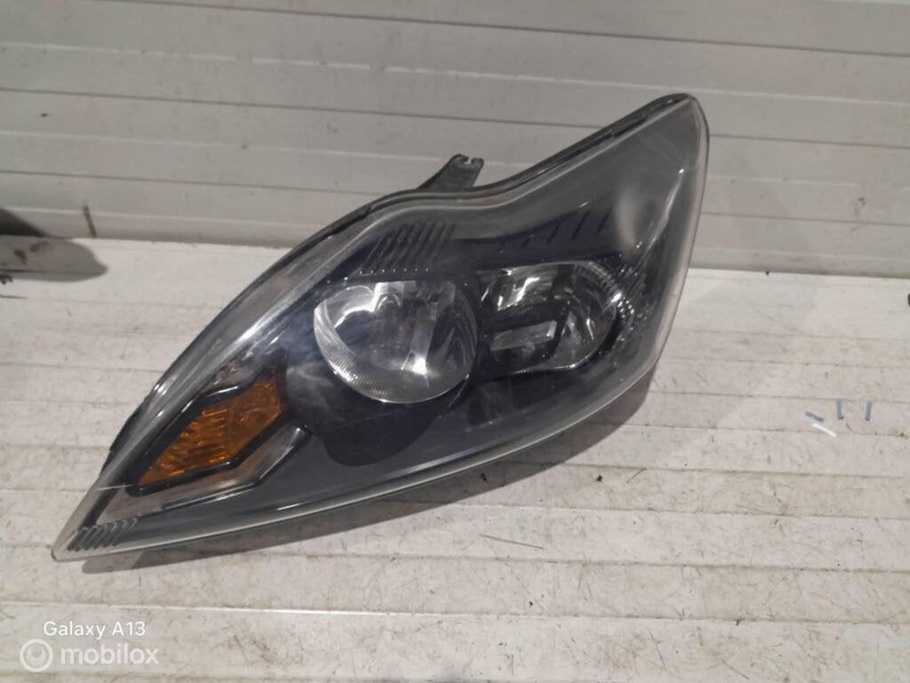 Koplamp Ford Focus 8M51-13W030-CE, Gebruikt, Ophalen of Verzenden