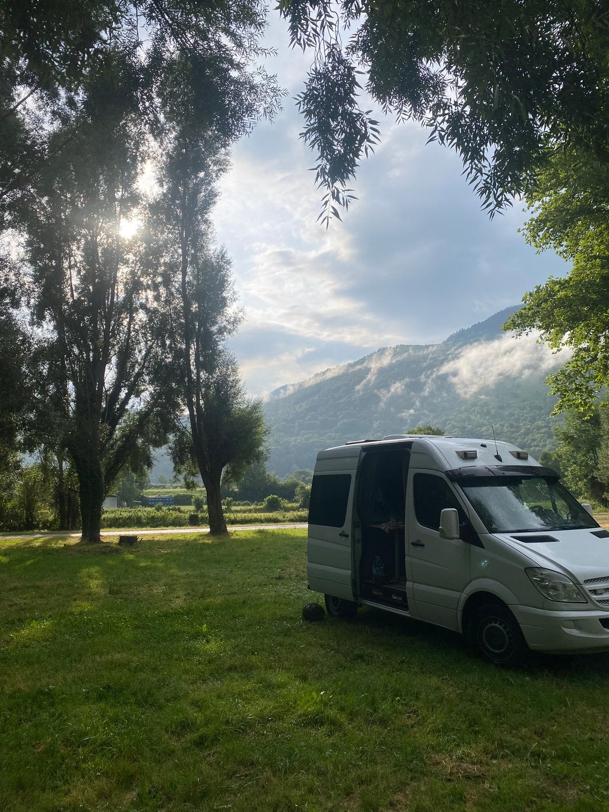 Mercedes Sprinter Camperbus L2H2 recent onderhoud + APK, Automaat, Buscamper of Camperbus, Tot en met 2, Mercedes-Benz