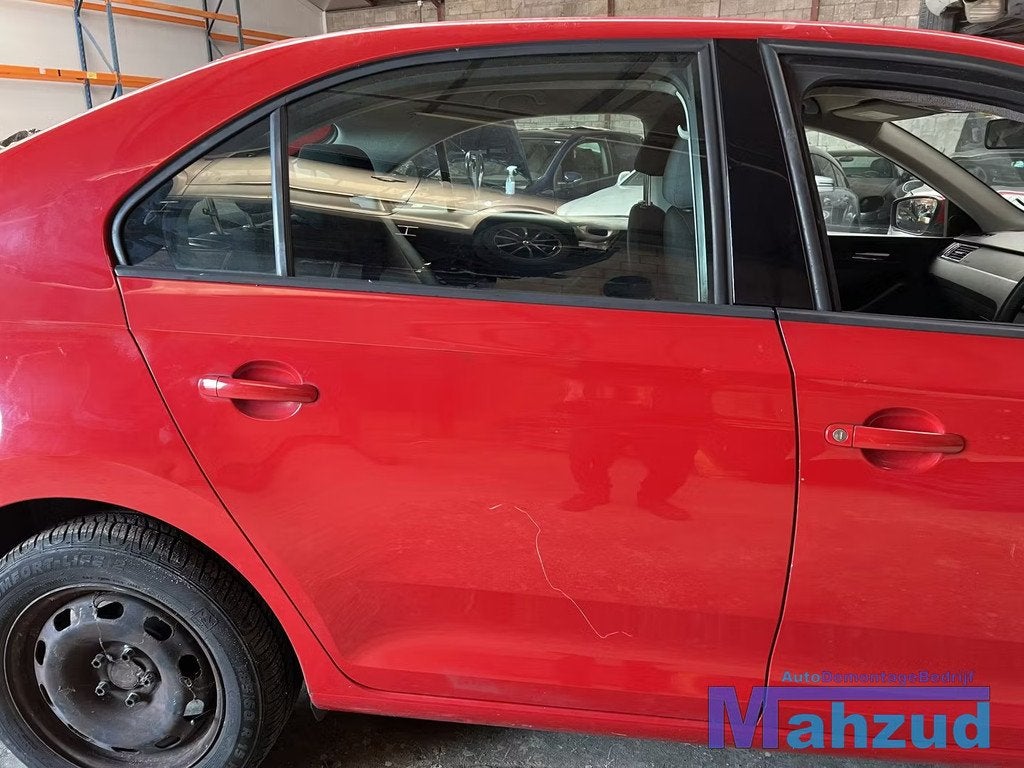 SEAT TOLEDO 4 Rood rechts achter deur portier 2012-2019, Gebruikt, Deur, Autovia A-2, Km 585 585
08760  Martorell, ES, Achter
