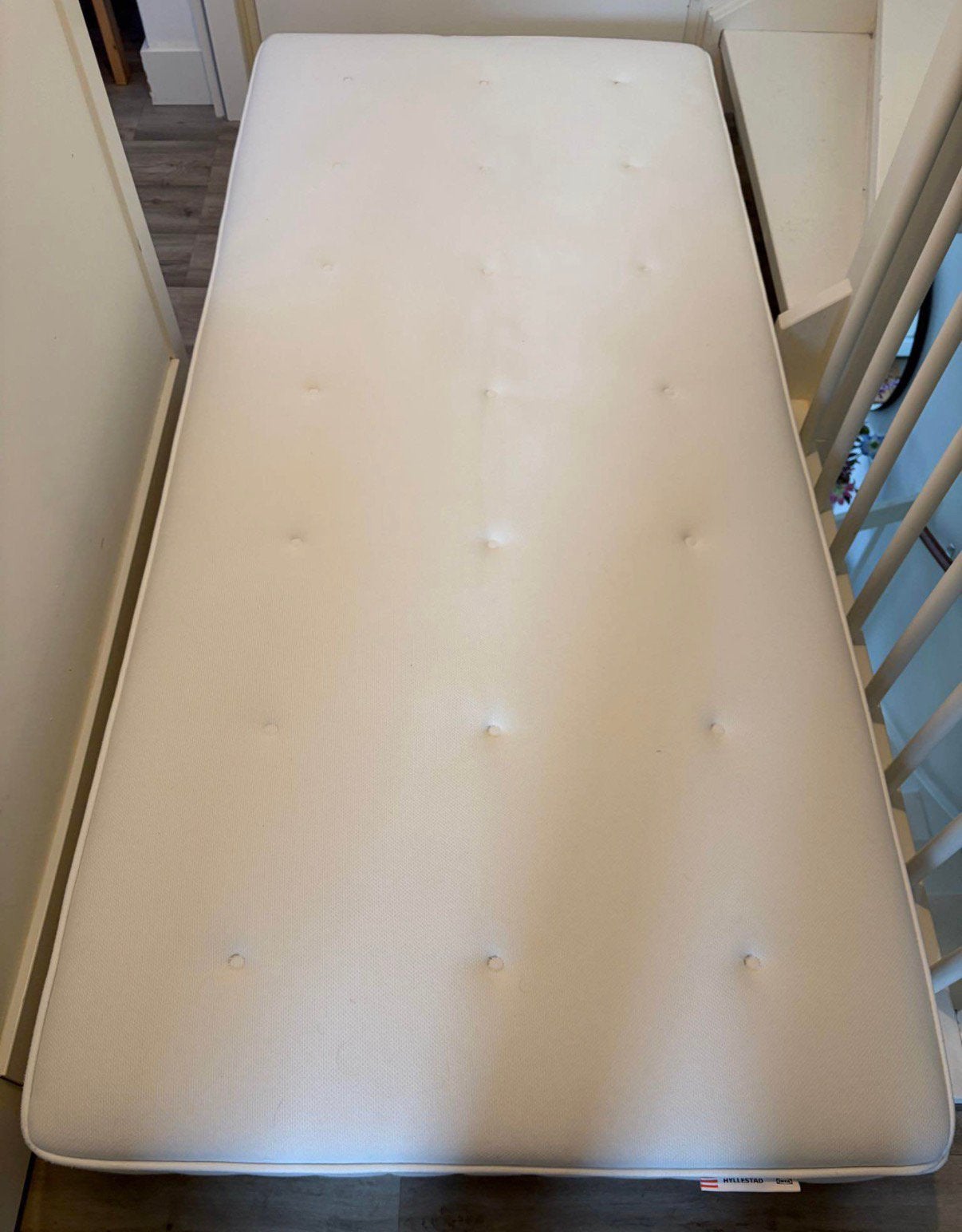 Pocketvering matras met memory foam. Hyllestad, Ophalen, 90 cm, Eenpersoons, Zo goed als nieuw