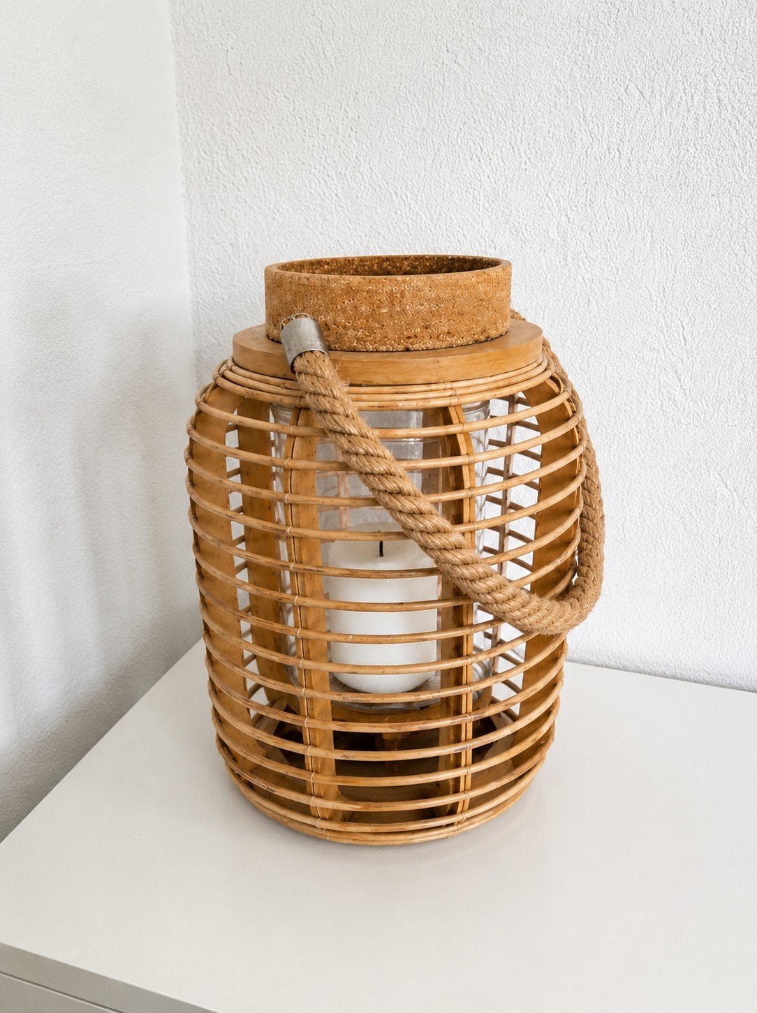 Rotan windlicht met touw handvat, Bruin, Ophalen of Verzenden, Zo goed als nieuw, Kandelaar
