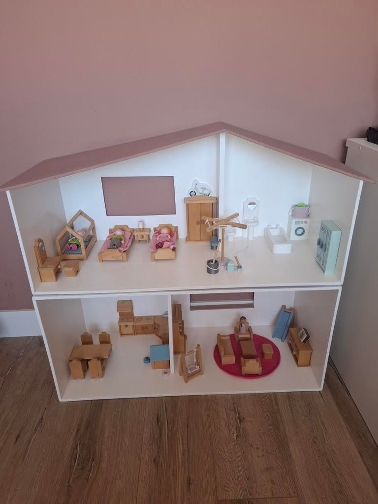 Poppenhuis met meubels, Kinderen en Baby's, Speelgoed | Poppenhuizen, Ophalen, Poppenhuis