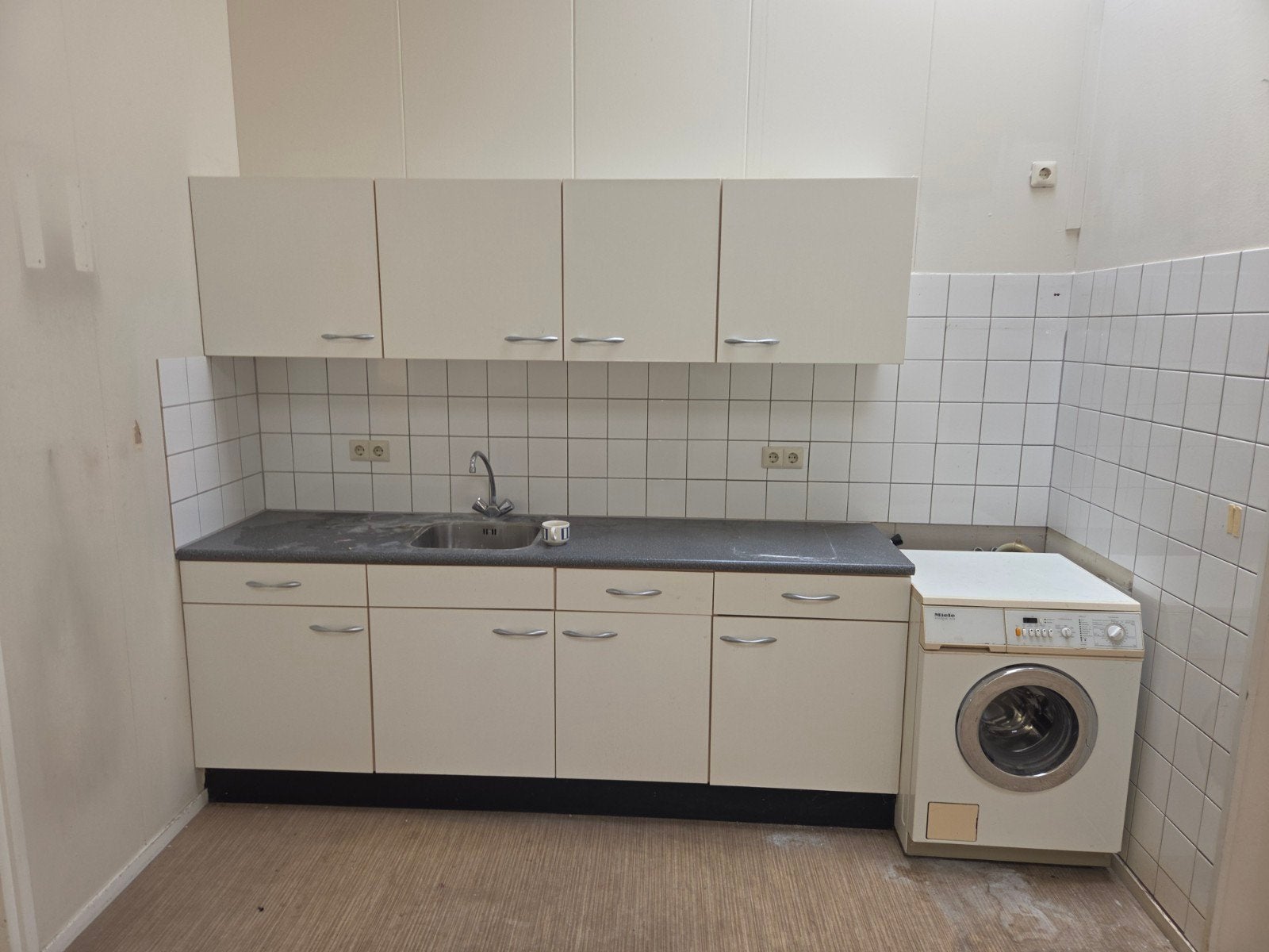 Complete Keuken met Boven- en Onderkasten - Zelf Demonteren, Ophalen, Gebruikt