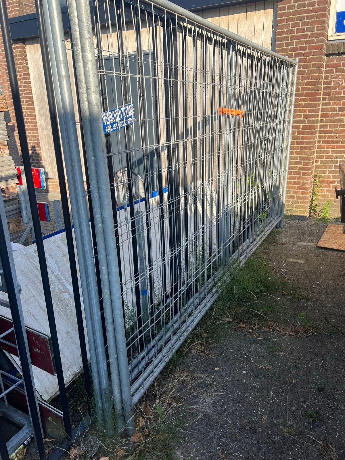 4 gebruikte bouwhekken met voeten en klemmen, Ophalen, Gebruikt, Overige typen, Minder dan 2 meter