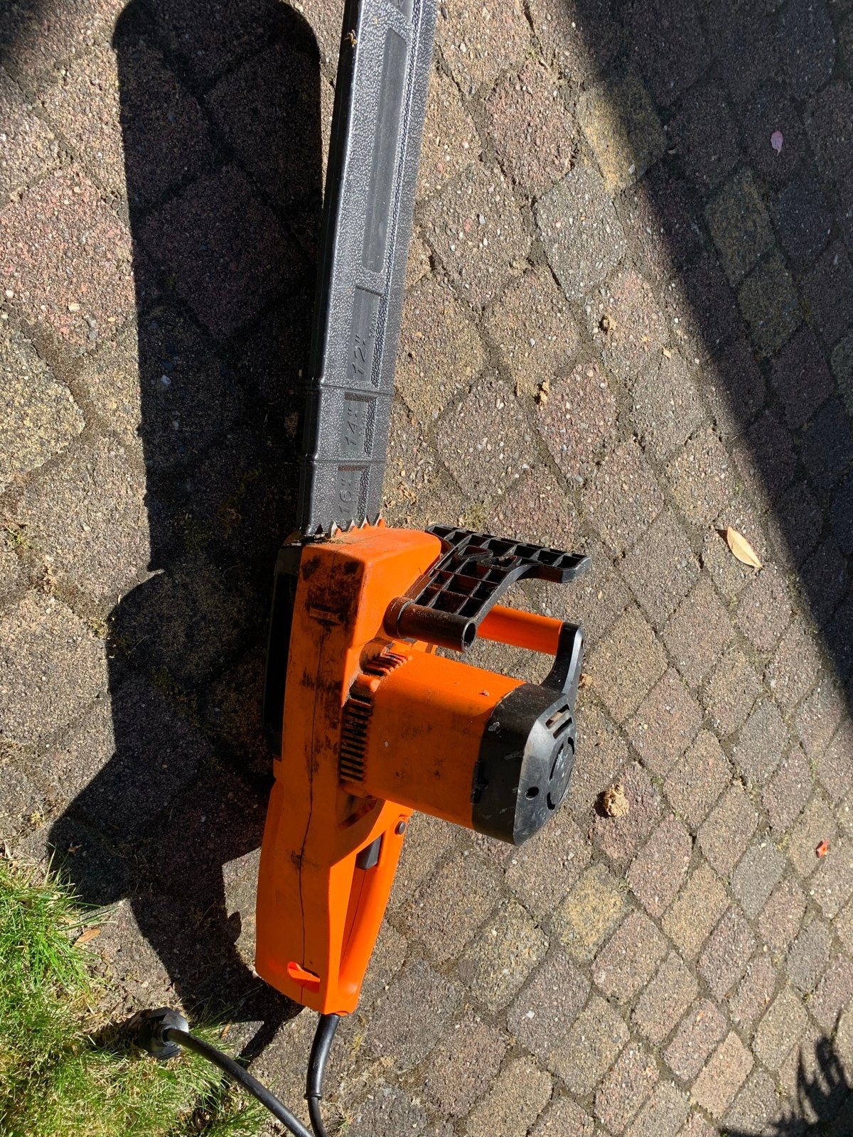 Kibani Elektrische Kettingzaag 1800W - Zo goed als nieuw, Ophalen, 70 mm of meer, Kettingzaag, Zo goed als nieuw