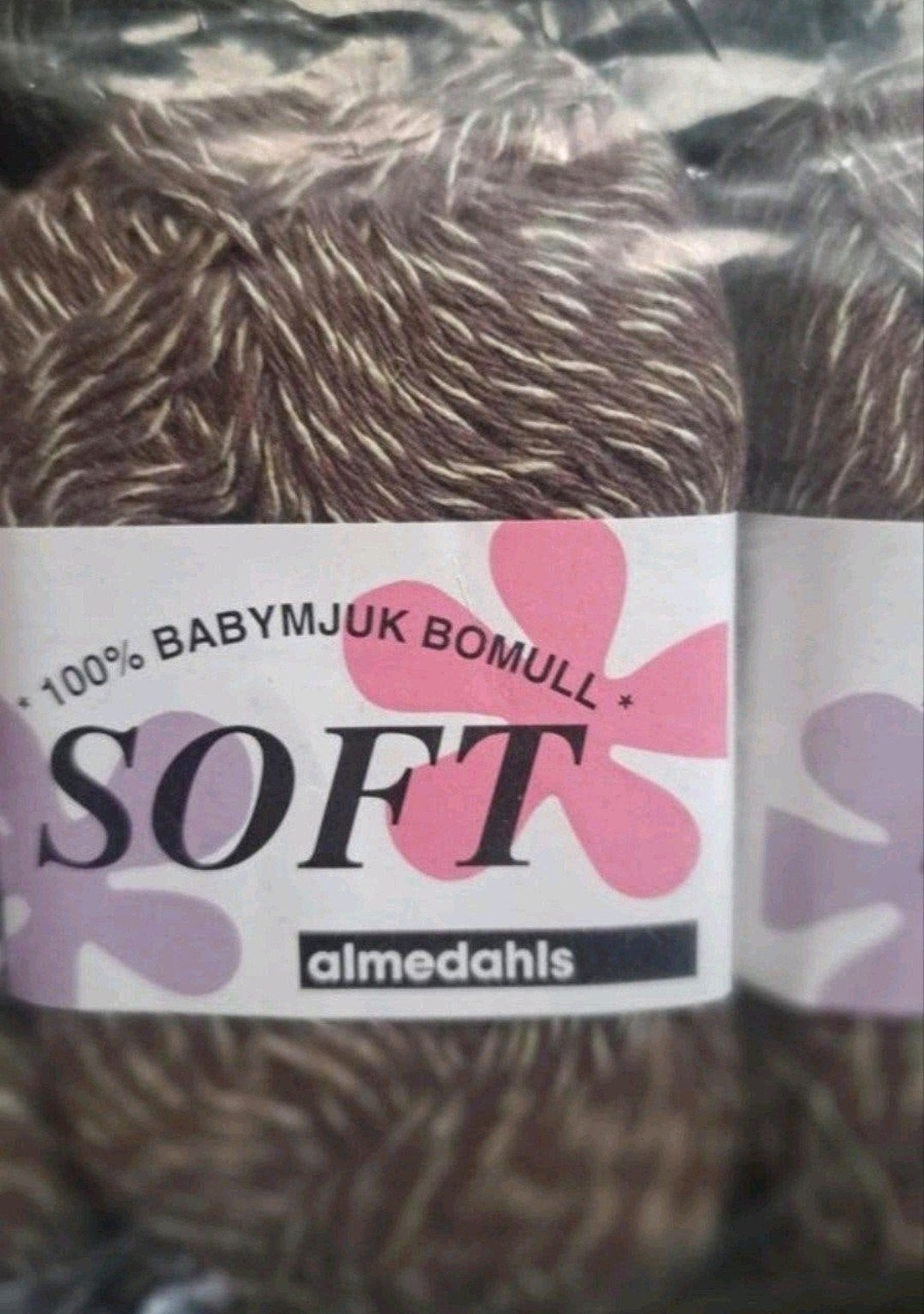 Pakket Almedahl Soft 20 bollen gemêleerd wit/bruin garen, Ophalen of Verzenden, Nieuw, Breien of Haken, Wol of Garen