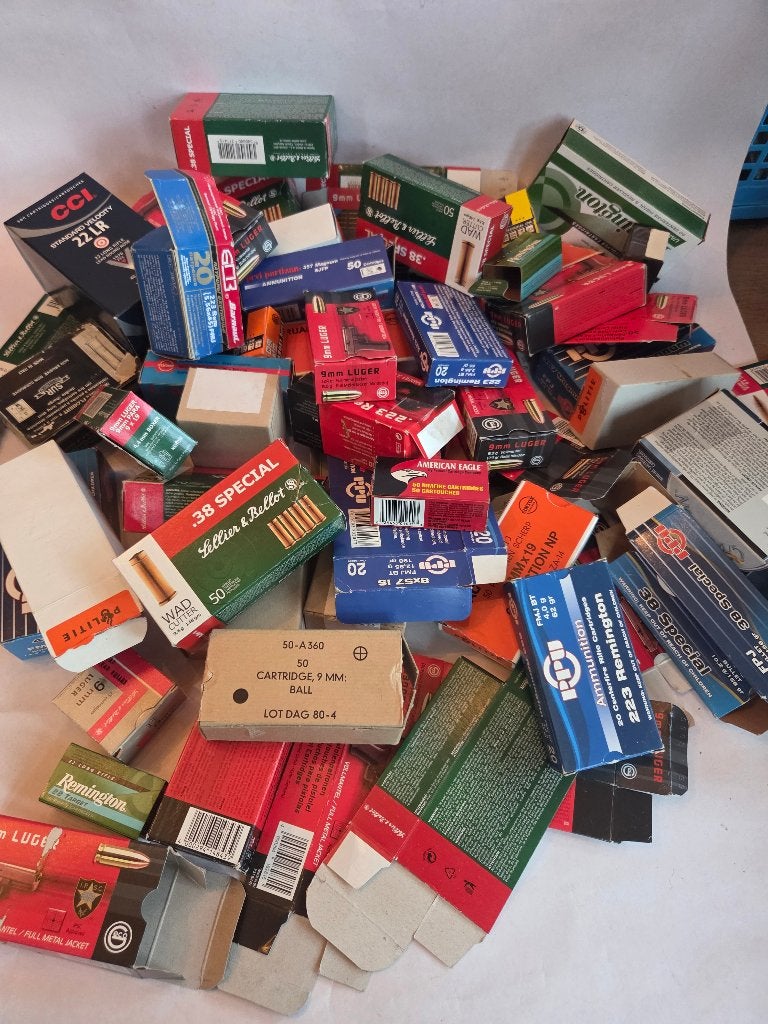 Grote verzameling lege munitiedozen - diverse kaliber - leeg, Ophalen of Verzenden, Overige soorten, Nederland, Kist of Geocache