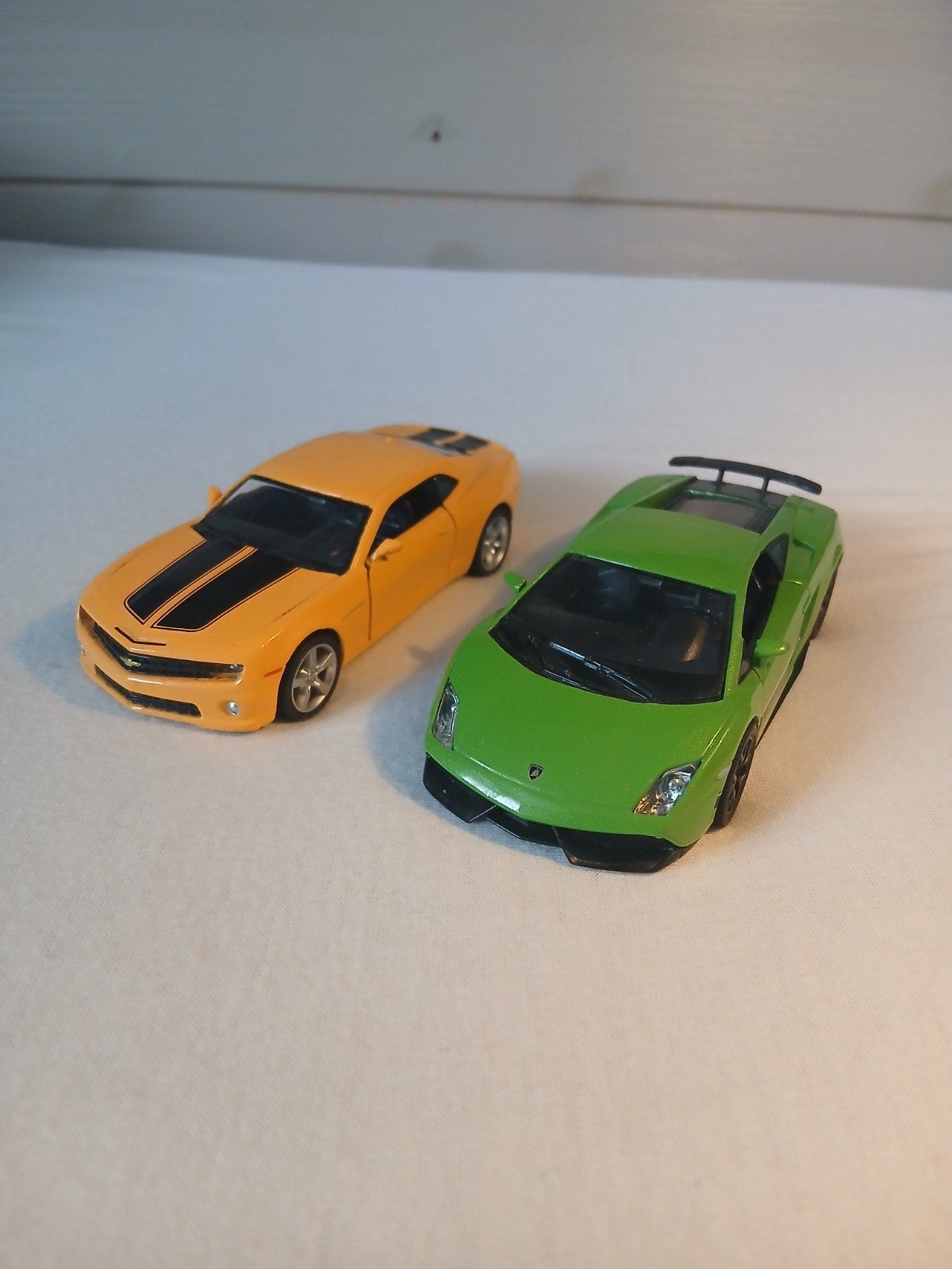 Lamborghini Gallardo Superleggera & Camaro modelauto's, Kinderen en Baby's, Speelgoed | Speelgoedvoertuigen, Ophalen, Gebruikt