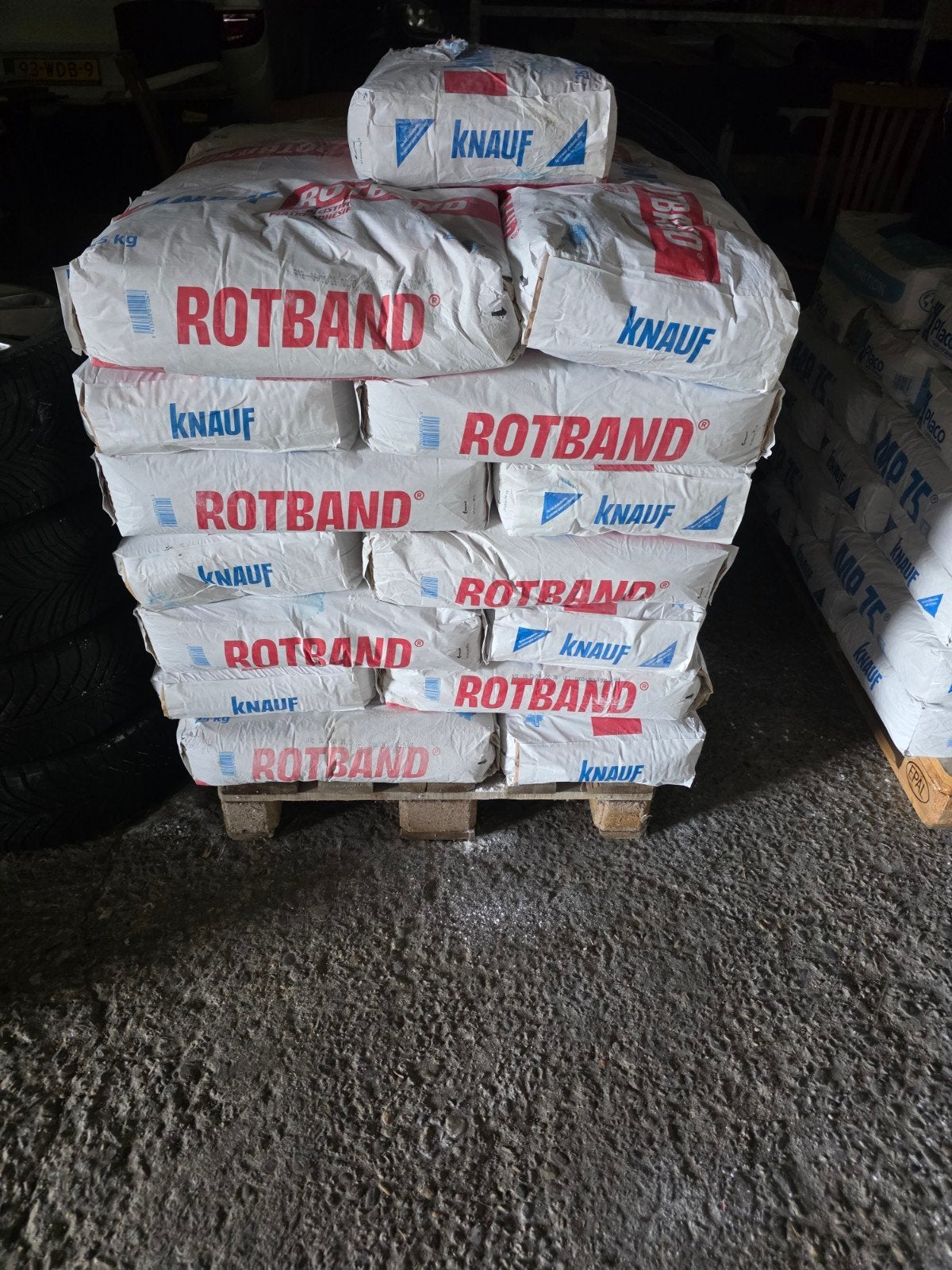 36 zakken Knauf Rotband Hechtpleister, Ophalen, Nieuw