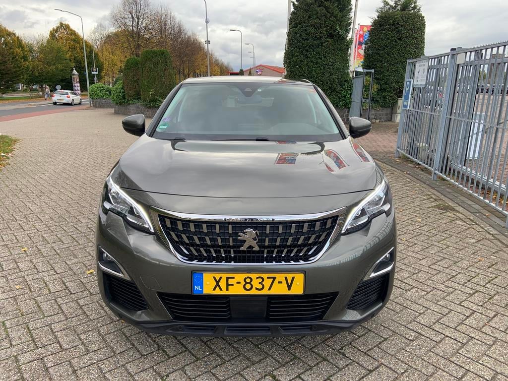 Peugeot 3008 1.2 Puretech 130pk S&S 2019 Grijs, Auto's, Voorwielaandrijving, 1199 cc, Origineel Nederlands, 3 cilinders