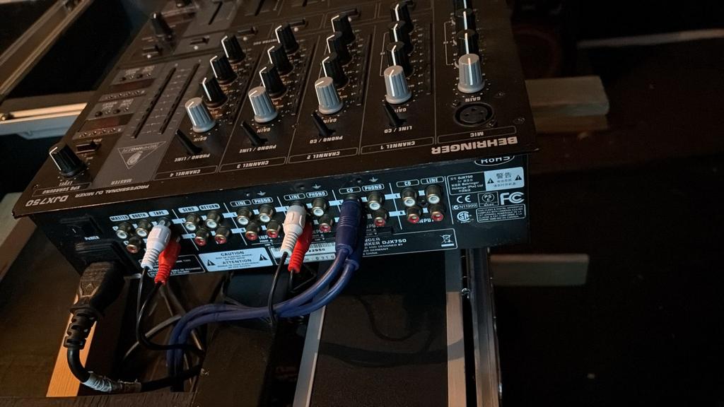Behringer DJX 750 Professionele DJ Mixer, Ophalen, Gebruikt, Dj-set, Behringer