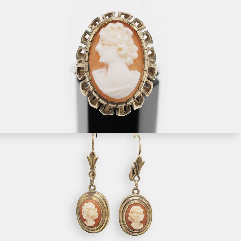 Antiek 8k Gouden Cameo set (ring + oorbellen), Ophalen of Verzenden, Goud, Ring