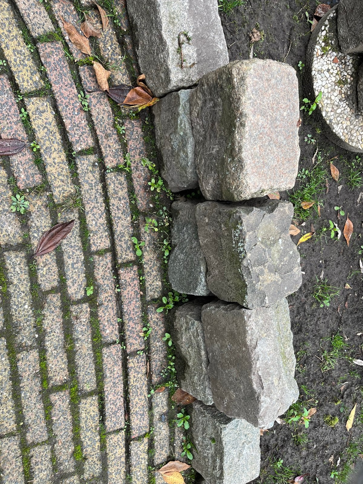 Gebruikte klinkers en basaltblokken., Tuin en Terras, Ophalen, Gebruikt, Klinkers, Natuursteen