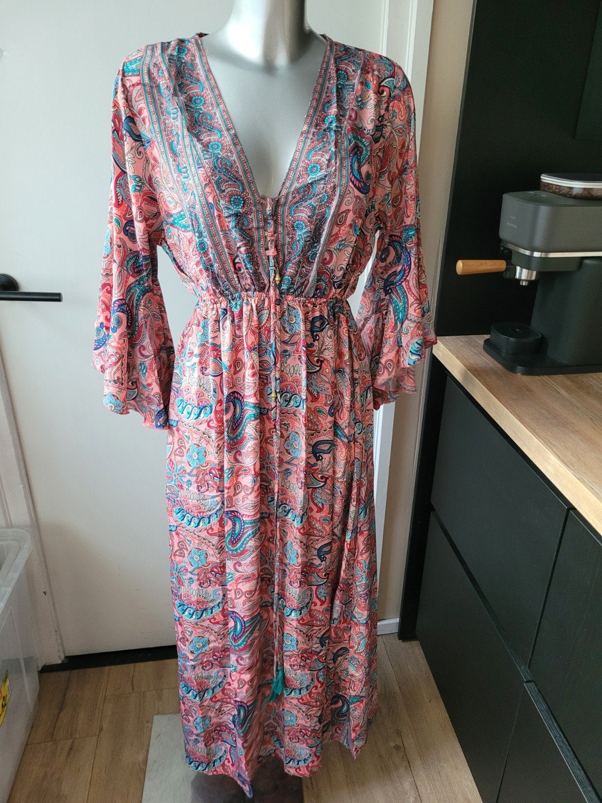 Nieuwe zijde Ibiza jurk maat M, Maat 38/40 (M), Nieuw, Ophalen of Verzenden, Ibiza