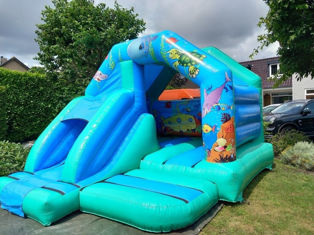 Springkussen met glijbaan te koop, Ophalen, Zo goed als nieuw, Overige