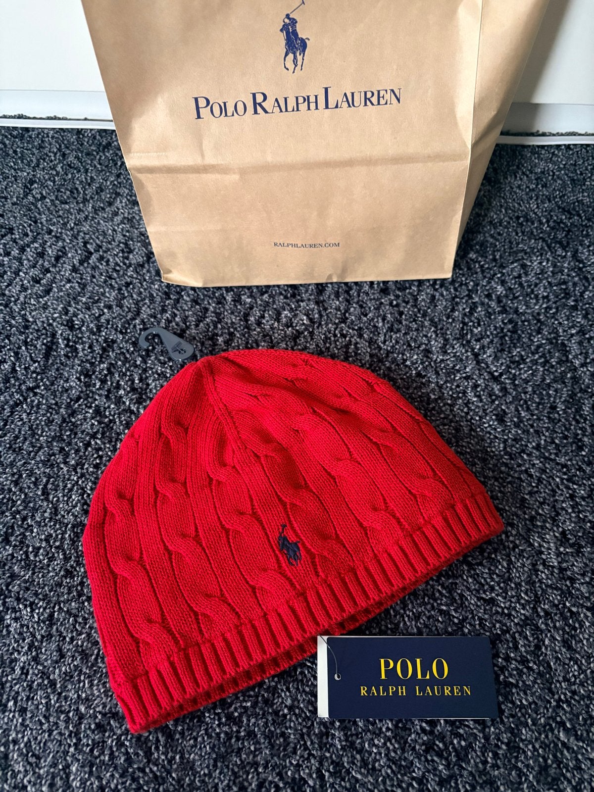 Polo Ralph Lauren Muts Rood - Nieuw met labels, Kinderen en Baby's, Ophalen of Verzenden, Nieuw, Jongen, Muts